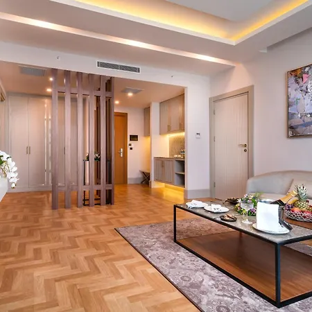 מלון Concorde Tower & Casino 5*