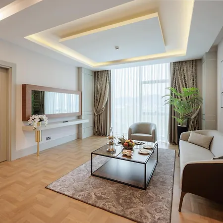 Concorde Tower & Casino Szálloda 5*