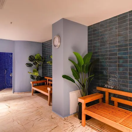 Concorde Tower & Casino Ξενοδοχείο 5*