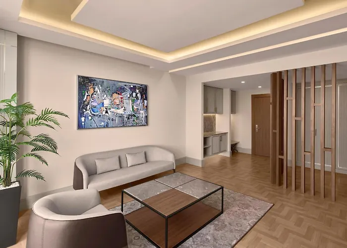 Concorde Tower & Casino Otel 5*