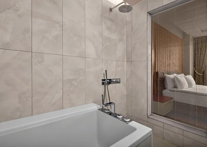 Concorde Tower & Casino 酒店 5*